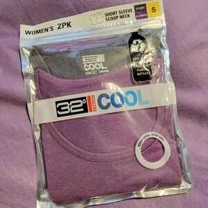 New women's 2PK 32 Cool degrees short sleeve shirts..